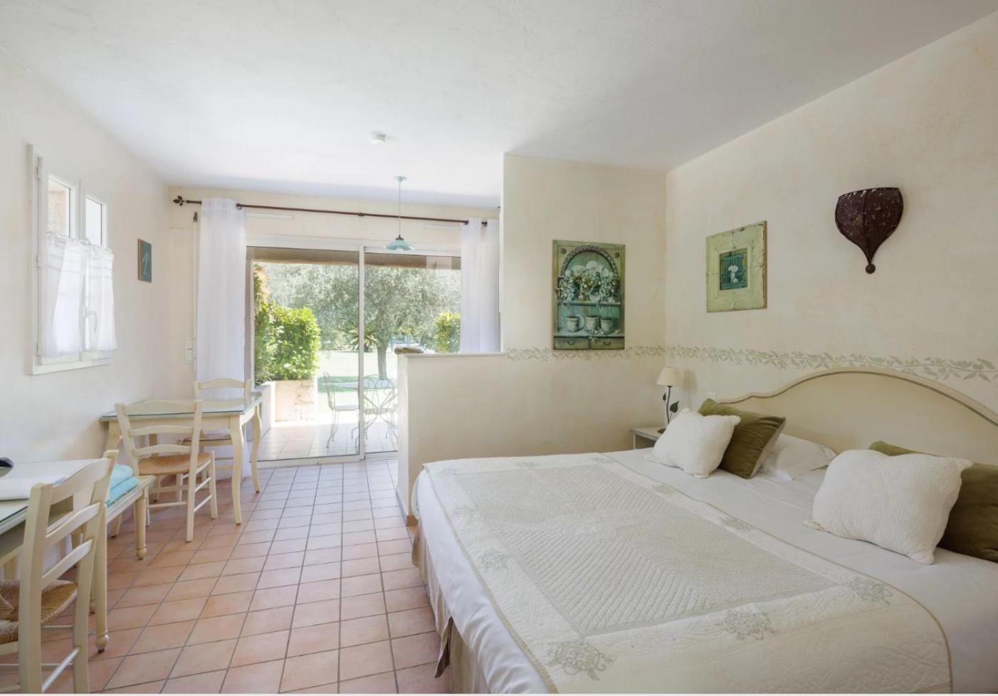 La Residence Du Moulin ตูร์เรสส์-ซัวร์-ลูป ภายนอก รูปภาพ